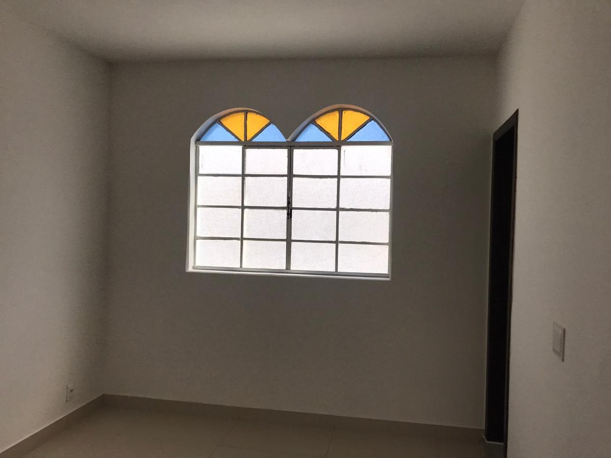 Casa, Santa Cruz, 2 Quartos, 0 Vaga