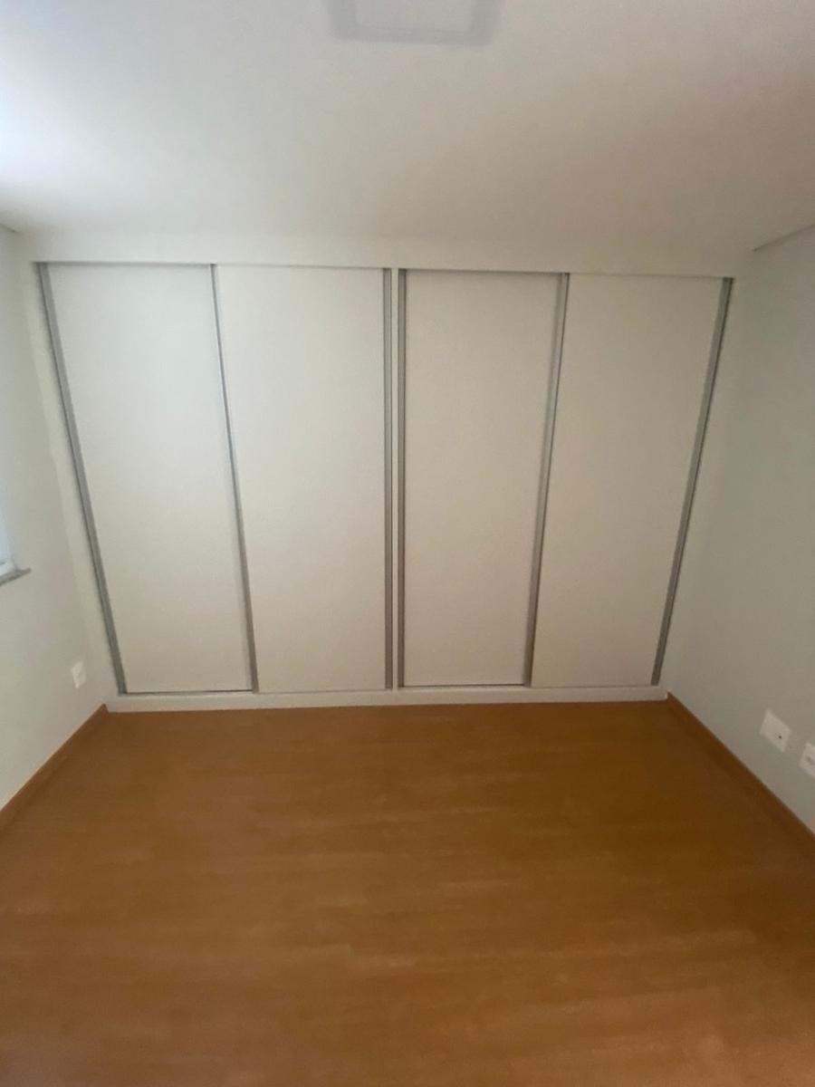 Apartamento, Sagrada Família, 1 Quarto, 1 Vaga
