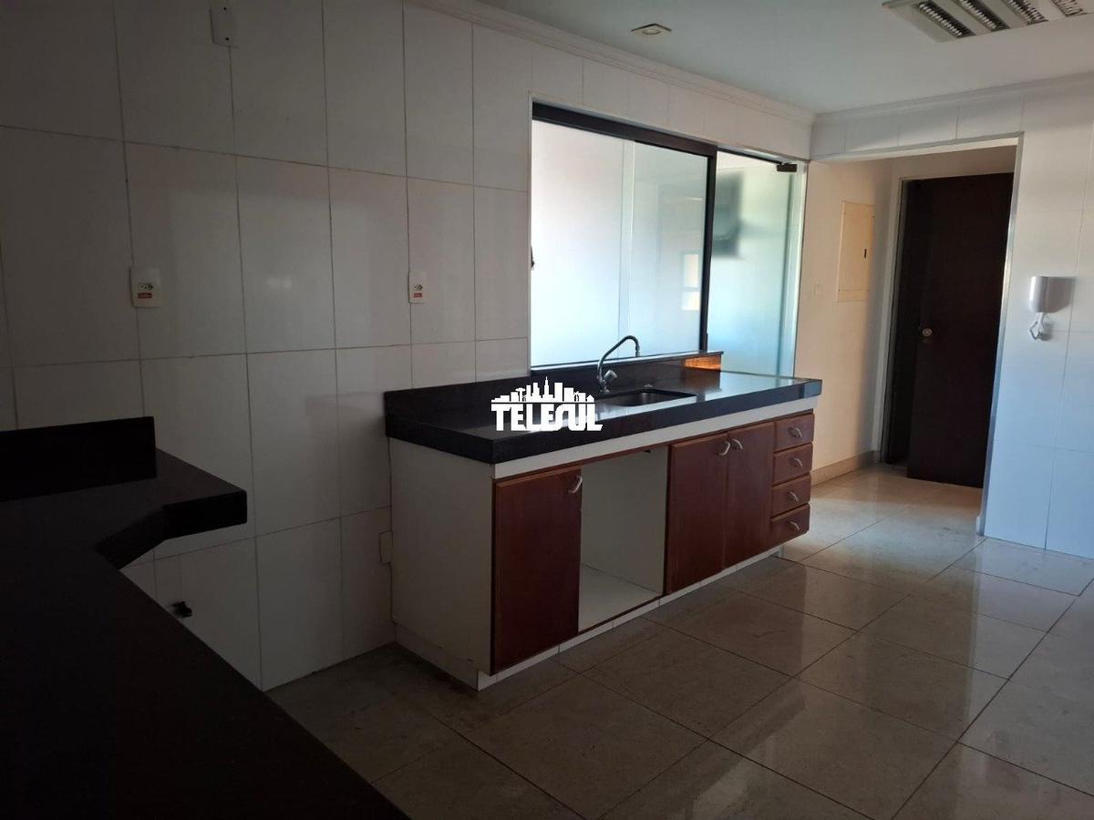 Apartamento, Centro, 4 Quartos, 2 Vagas, 1 Suíte