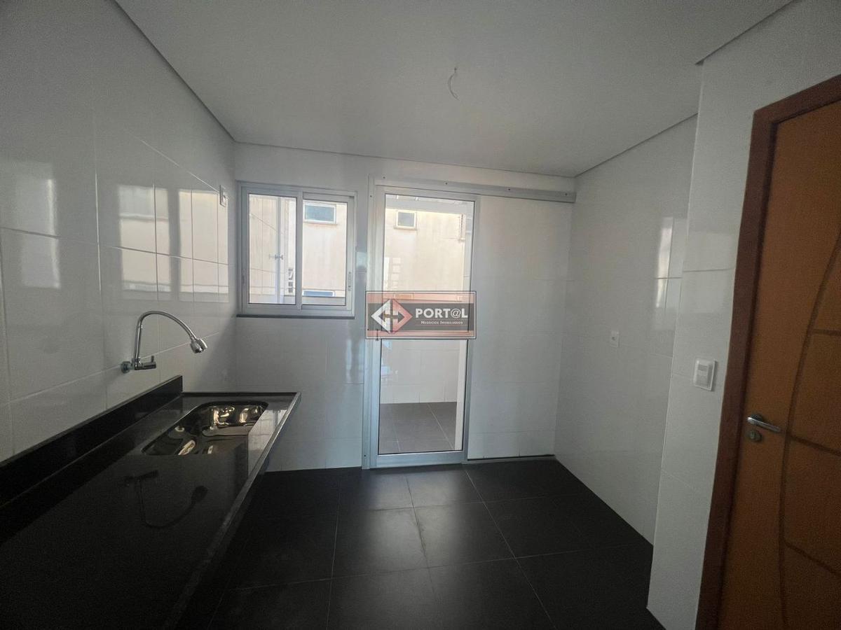 Cobertura, Boa Vista, 4 Quartos, 2 Vagas, 1 Suíte
