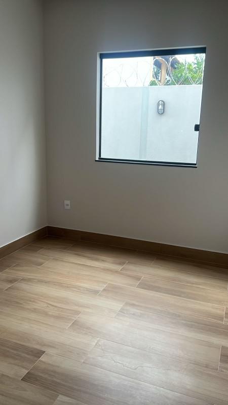Casa, Názia I, 3 Quartos, 1 Vaga, 3 Suítes