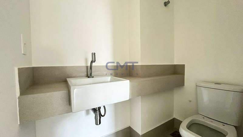 Apartamento, Sagrada Família, 3 Quartos, 2 Vagas, 1 Suíte
