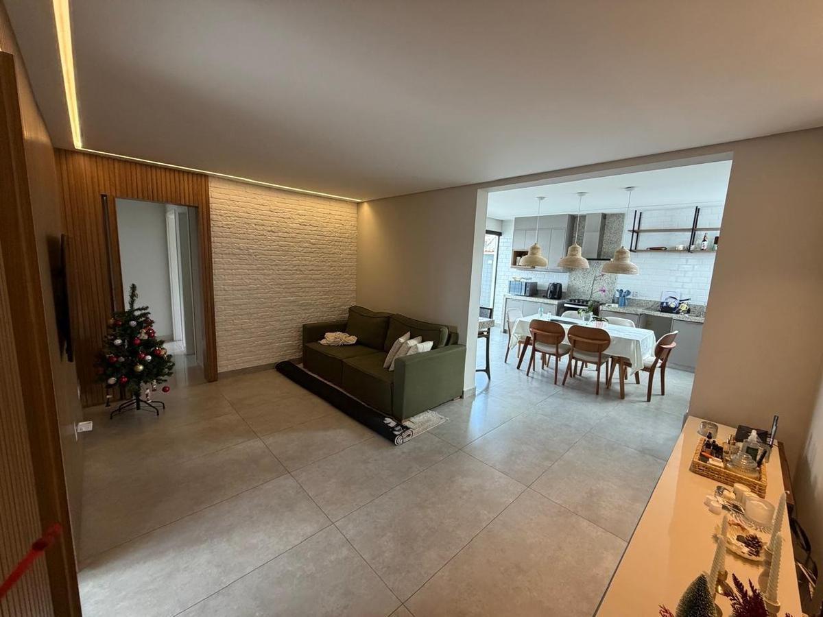 Apartamento, Colégio Batista, 2 Quartos, 2 Vagas, 1 Suíte