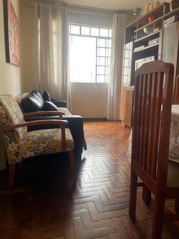 Apartamento, Sagrada Família, 2 Quartos, 1 Vaga