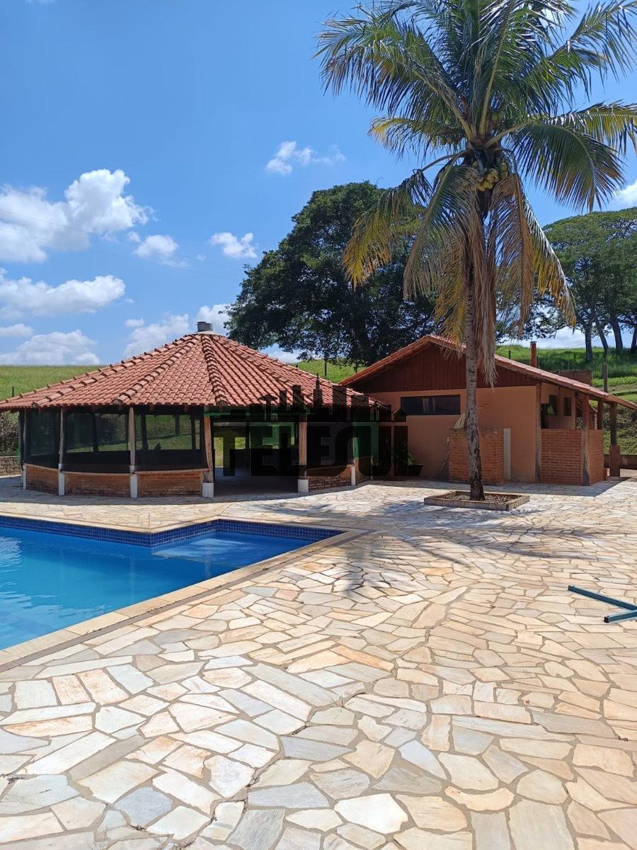 Fazenda, Zona Rural, 5 Quartos, 2 Vagas, 2 Suítes