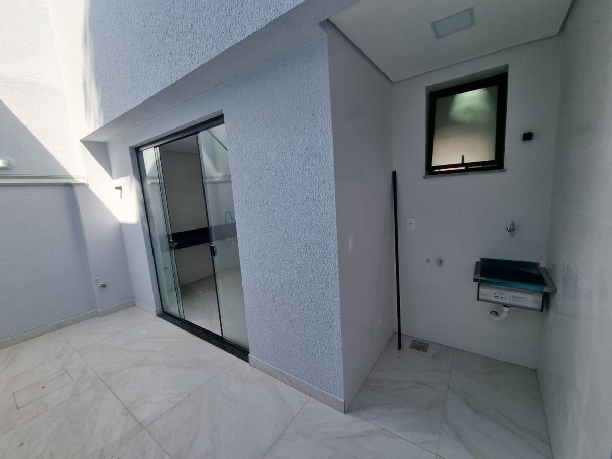 Casa, Planalto, 3 Quartos, 1 Vaga, 1 Suíte