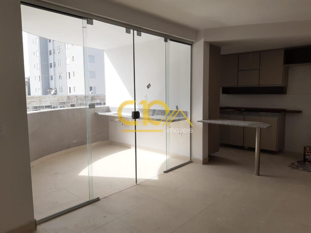 Apartamento, Floresta, 3 Quartos, 2 Vagas, 1 Suíte
