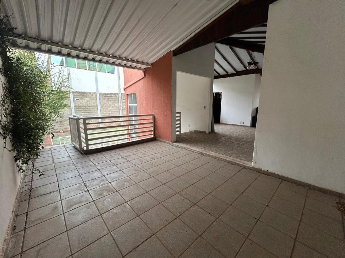 Casa, Fernão Dias, 3 Quartos, 3 Vagas, 1 Suíte