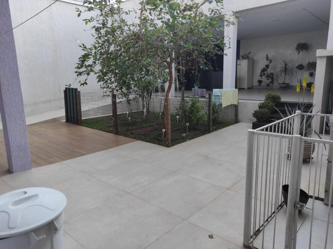 Casa, Caiçaras, 4 Quartos, 3 Vagas, 3 Suítes