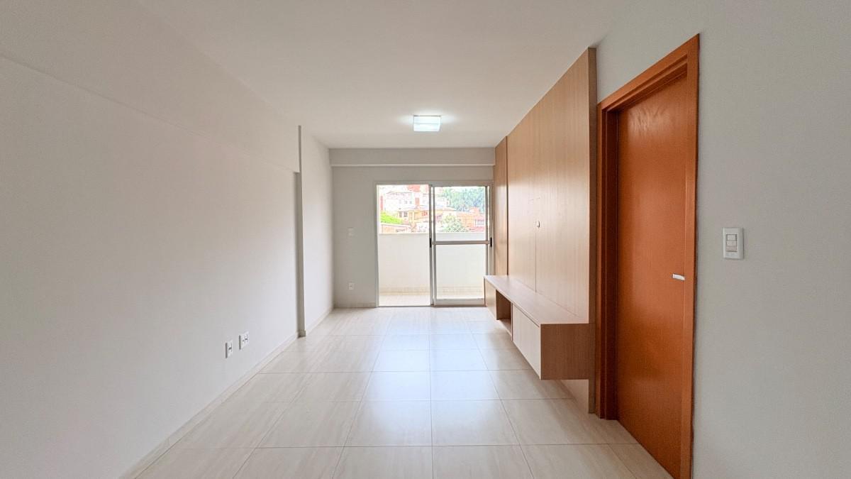 Apartamento, Sagrada Família, 3 Quartos, 2 Vagas, 1 Suíte