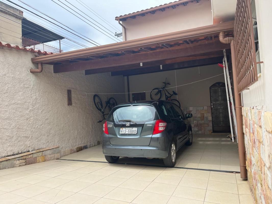 Casa, Alípio de Melo, 3 Quartos, 4 Vagas, 1 Suíte