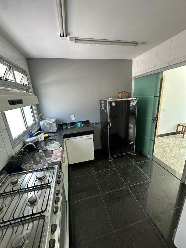 Apartamento, Funcionários, 4 Quartos, 2 Vagas, 1 Suíte