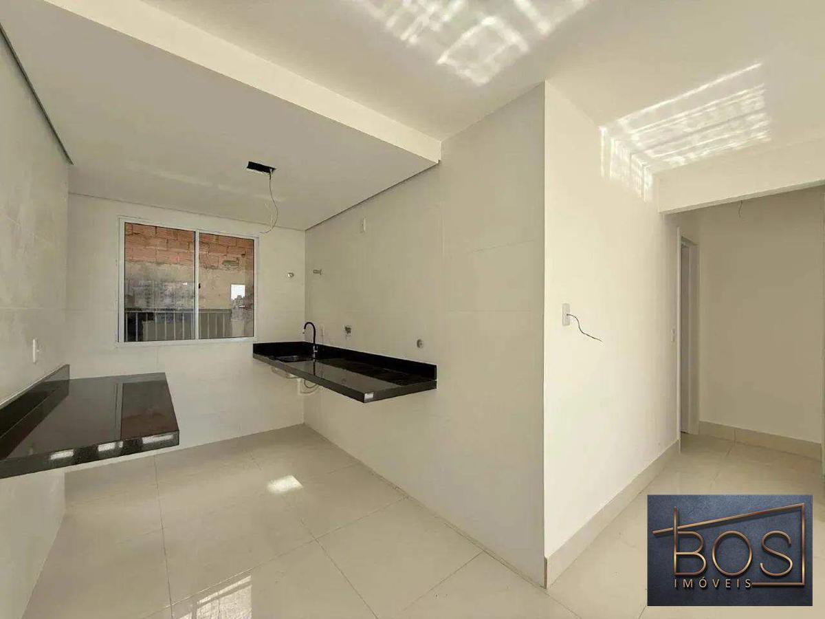 Apartamento, Vila Paris, 2 Quartos, 2 Vagas, 2 Suítes
