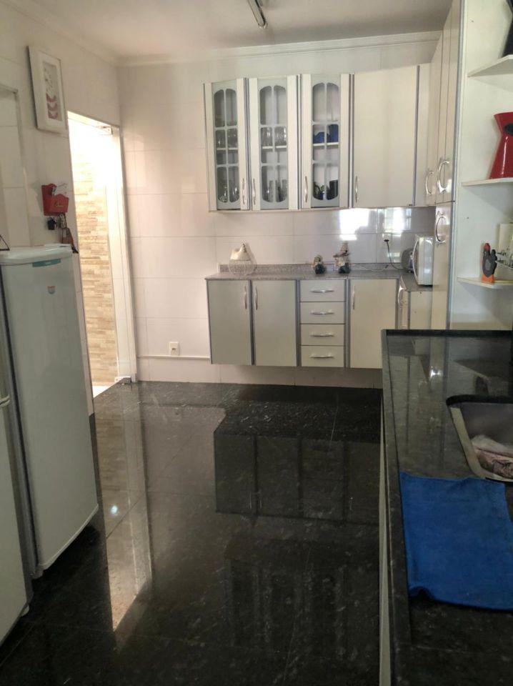 Casa, Caiçaras, 3 Quartos, 6 Vagas, 1 Suíte