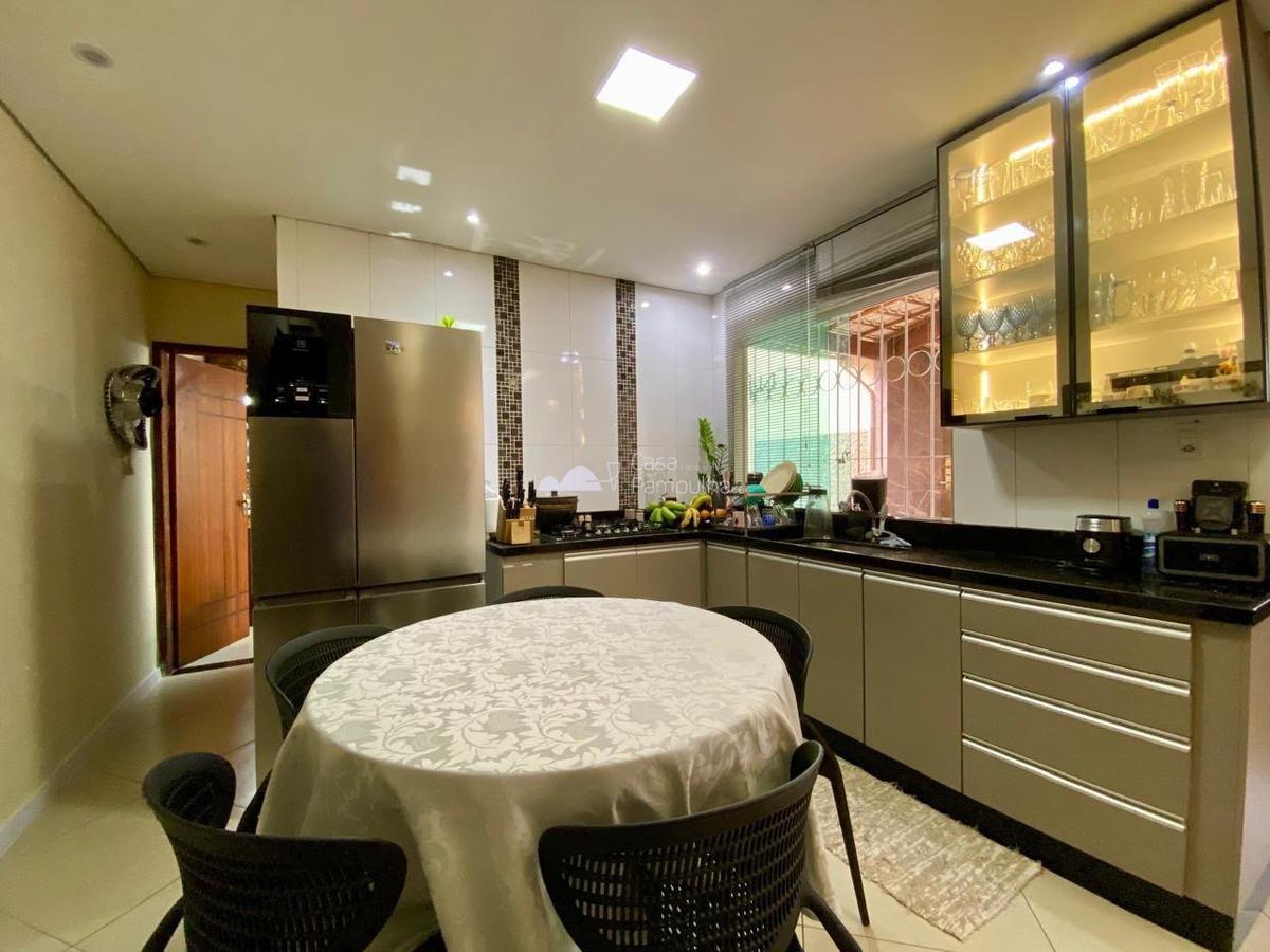 Casa, Céu Azul, 3 Quartos, 2 Vagas, 2 Suítes