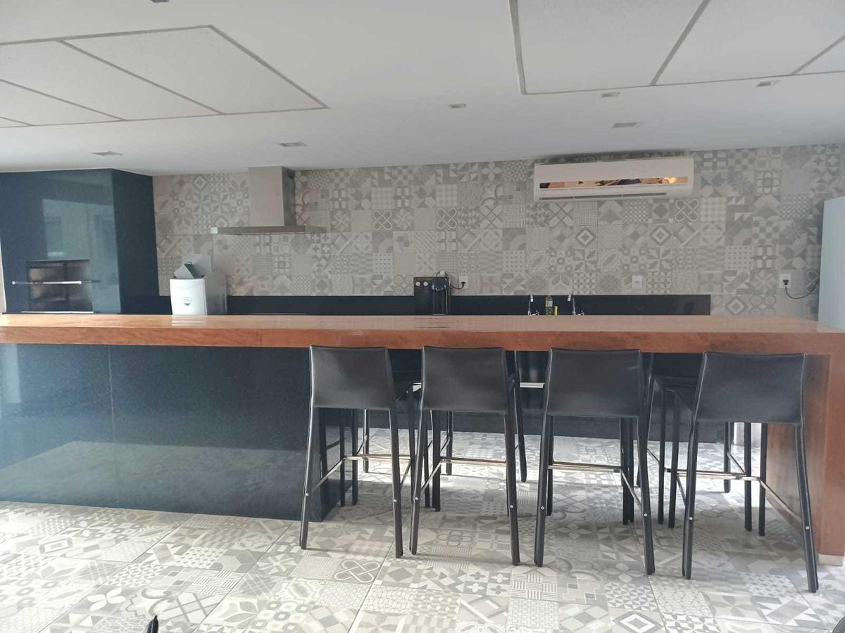 Apartamento, São Pedro, 4 Quartos, 0 Vaga, 2 Suítes