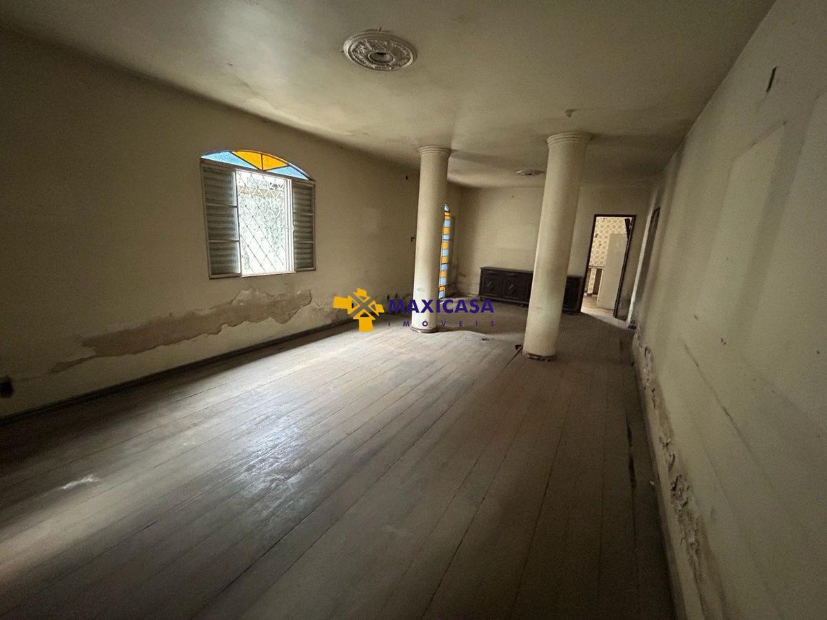 Casa, São Luiz (pampulha), 3 Quartos, 6 Vagas, 1 Suíte