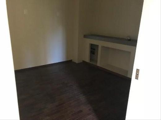 Casa Comercial, Sion, 7 Quartos, 2 Vagas, 1 Suíte