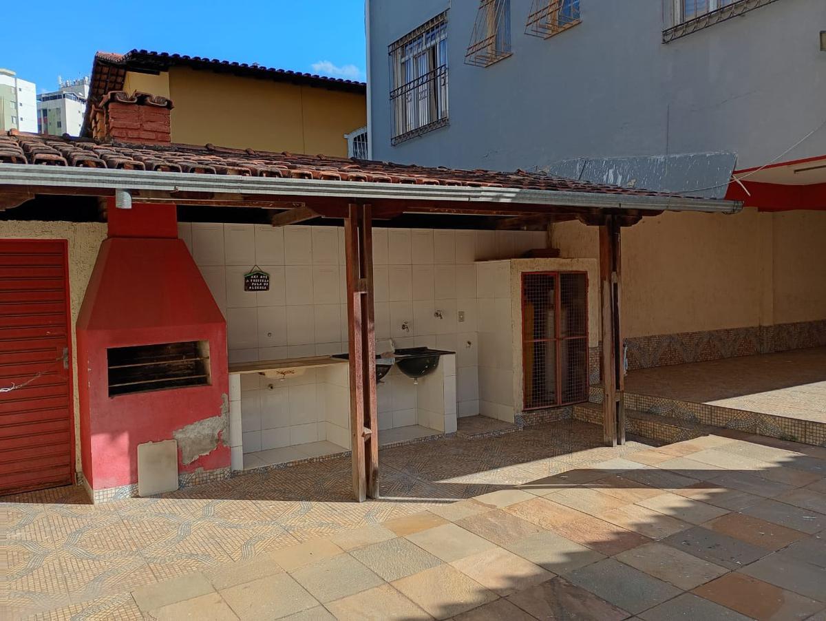 Casa, Santa Cruz, 7 Quartos, 6 Vagas, 2 Suítes