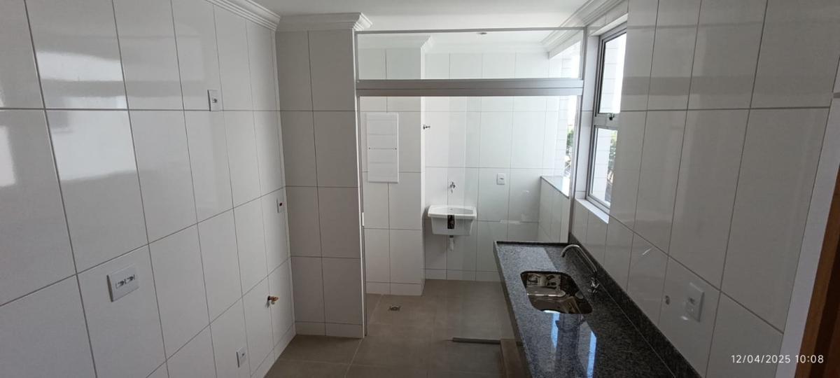 Apartamento, Nova Suíssa, 3 Quartos, 2 Vagas, 1 Suíte