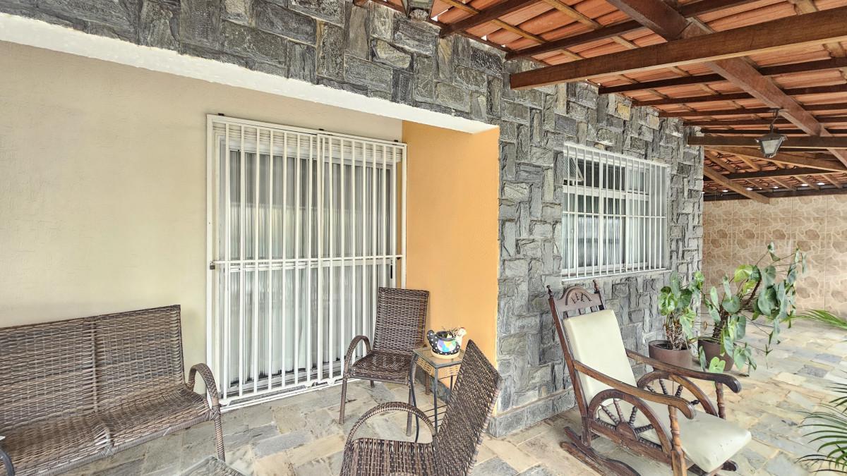 Casa, João Pinheiro, 3 Quartos, 2 Vagas, 1 Suíte