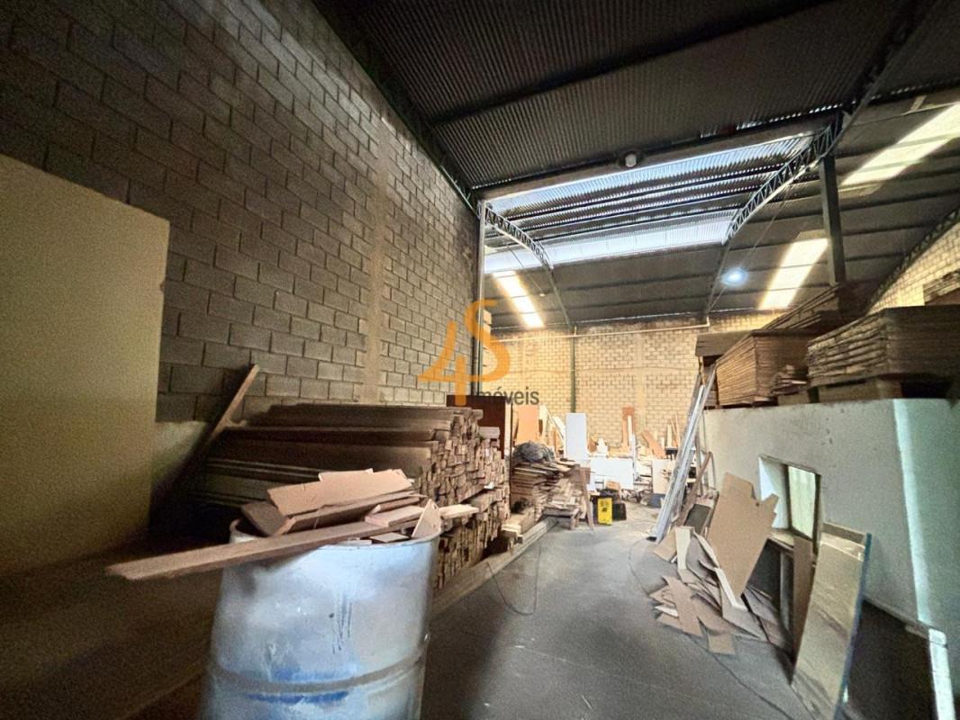 Galpão, Liberdade, 0 Quarto, 0 Vaga