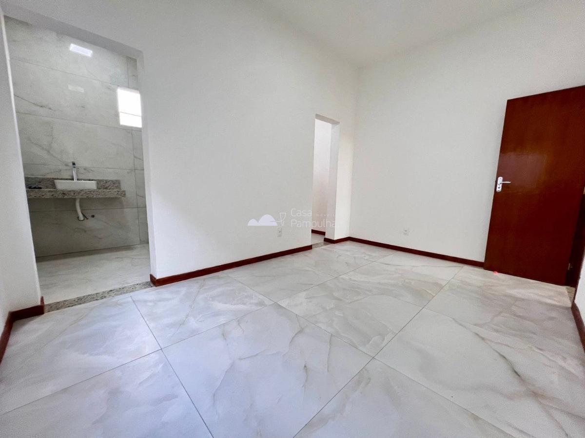 Casa, Conjunto Minascaixa, 3 Quartos, 2 Vagas, 1 Suíte
