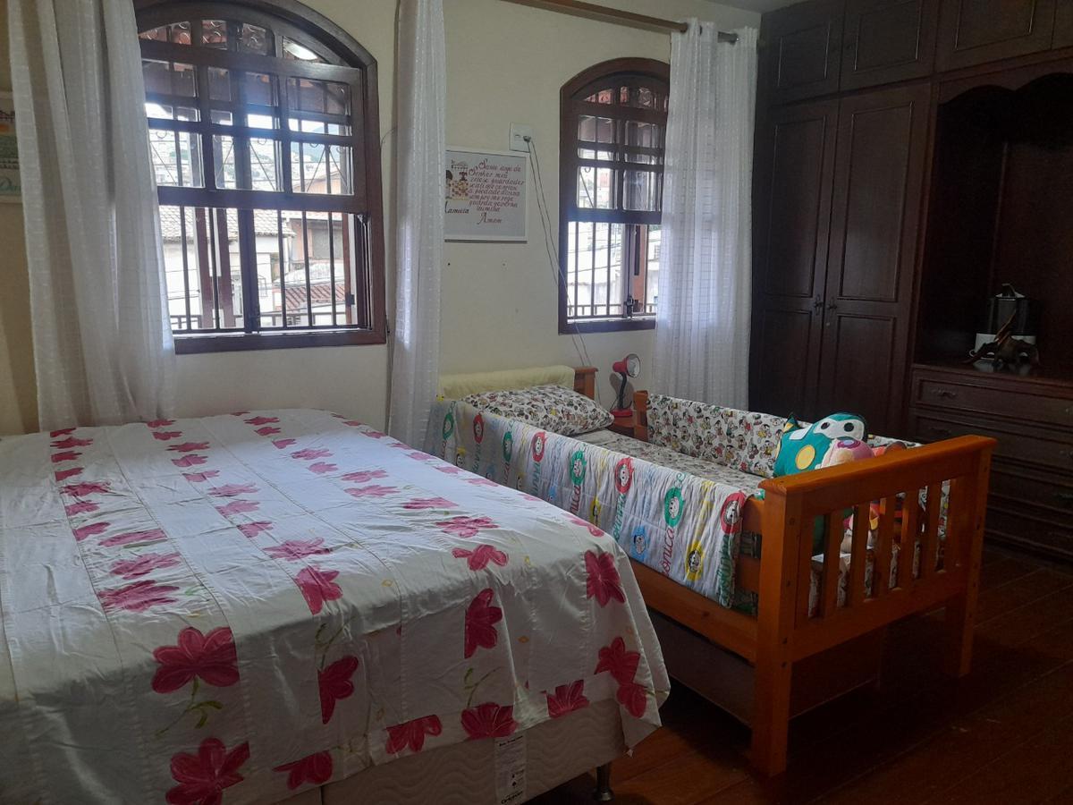 Casa, Santa Efigênia, 3 Quartos, 3 Vagas, 2 Suítes