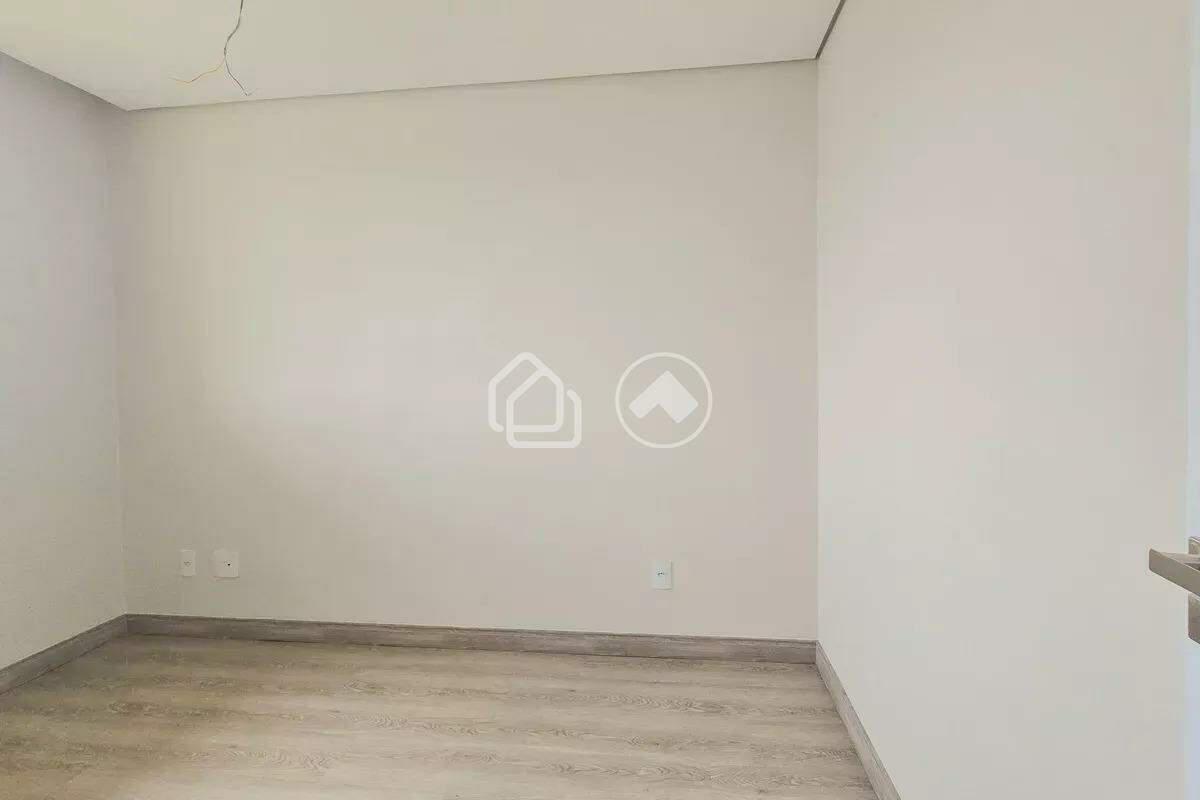 Casa em Condomínio, Ouro Preto, 4 Quartos, 2 Vagas, 1 Suíte