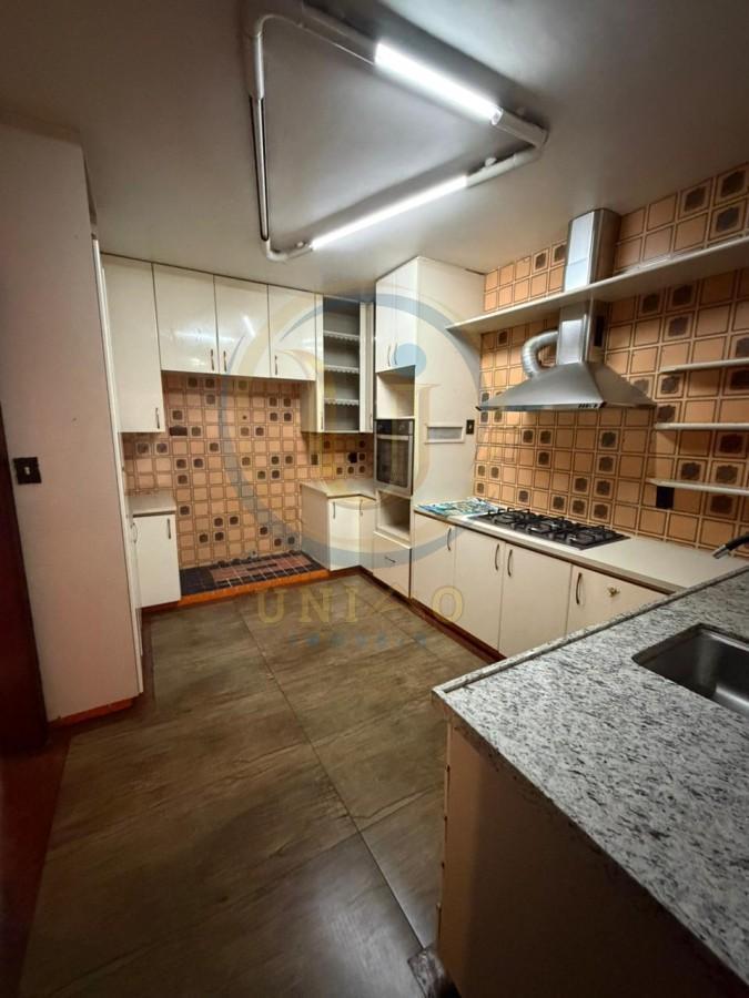 Casa, São Luiz (pampulha), 6 Quartos, 4 Vagas, 3 Suítes
