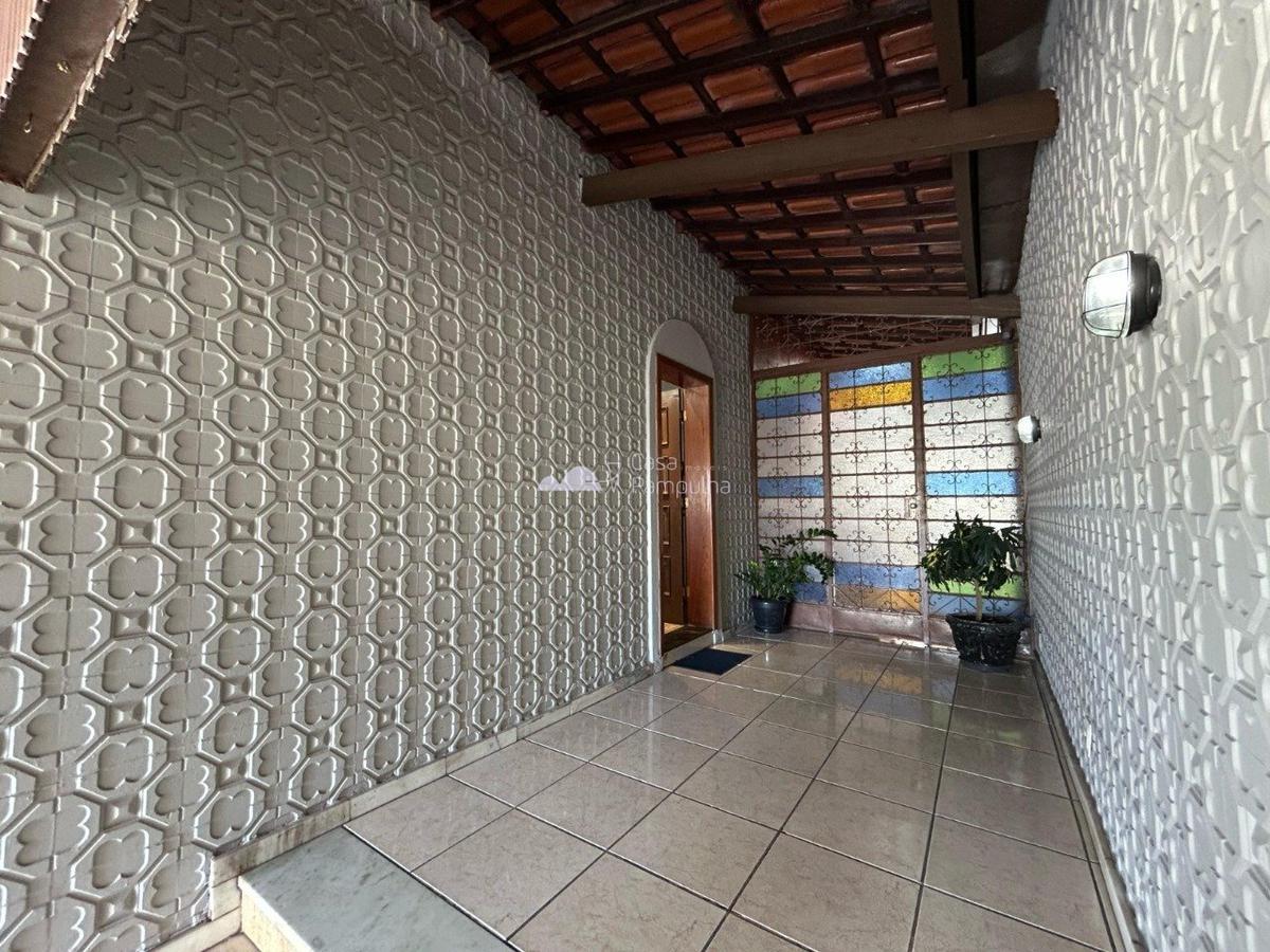 Casa, Itapoã, 3 Quartos, 4 Vagas, 1 Suíte