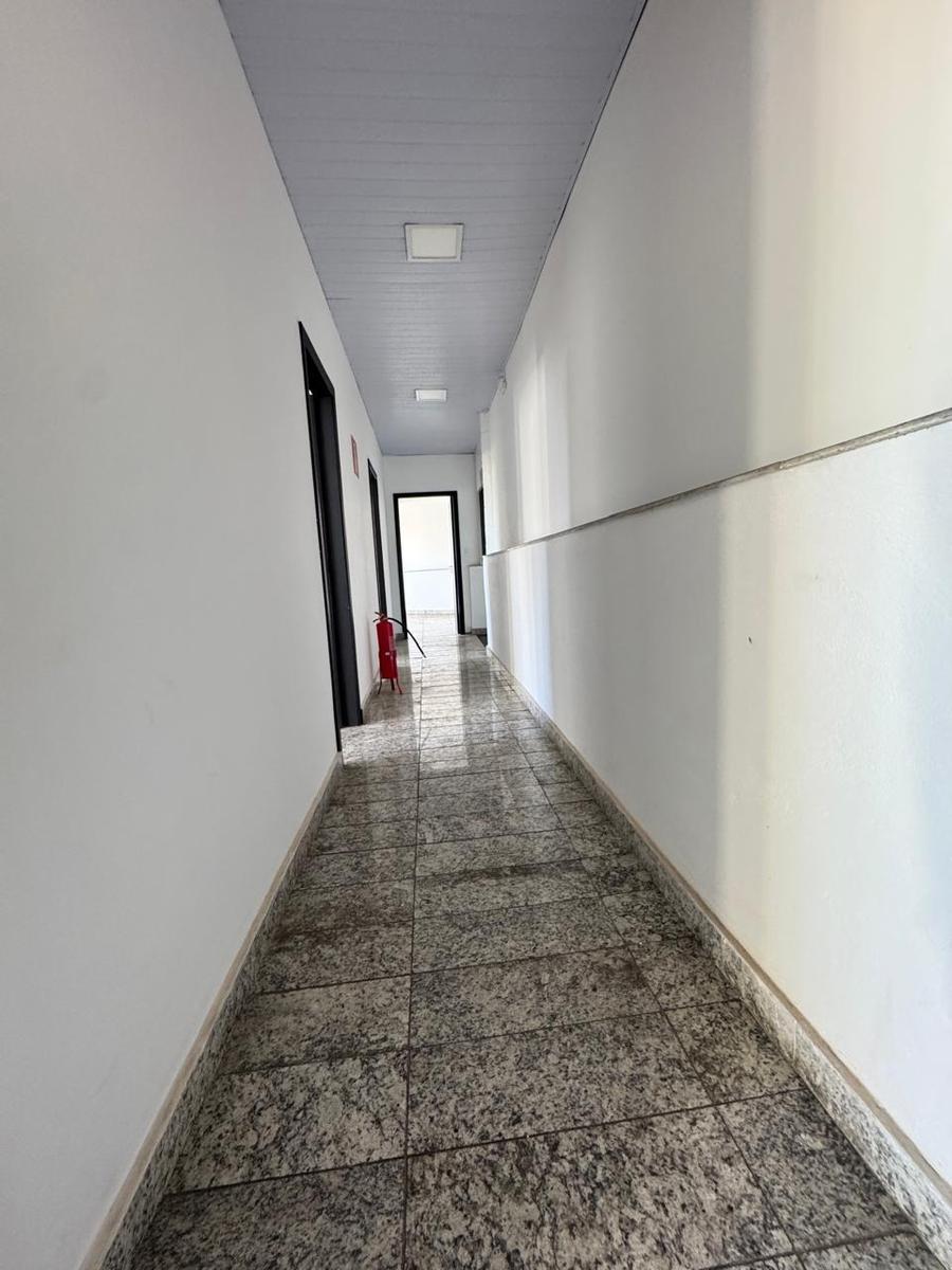 Andar, Estoril, 0 Quarto, 2 Vagas