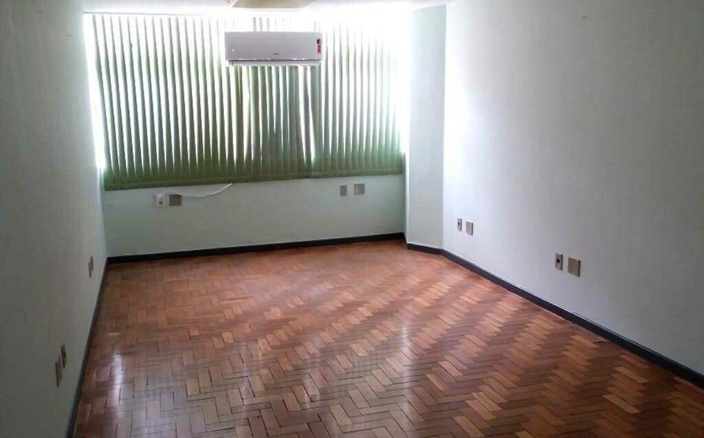 Sala, Centro, 0 Quarto, 0 Vaga