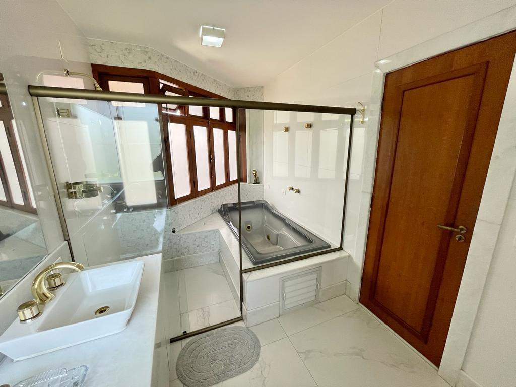 Casa, Bandeirantes (pampulha), 4 Quartos, 8 Vagas, 2 Suítes