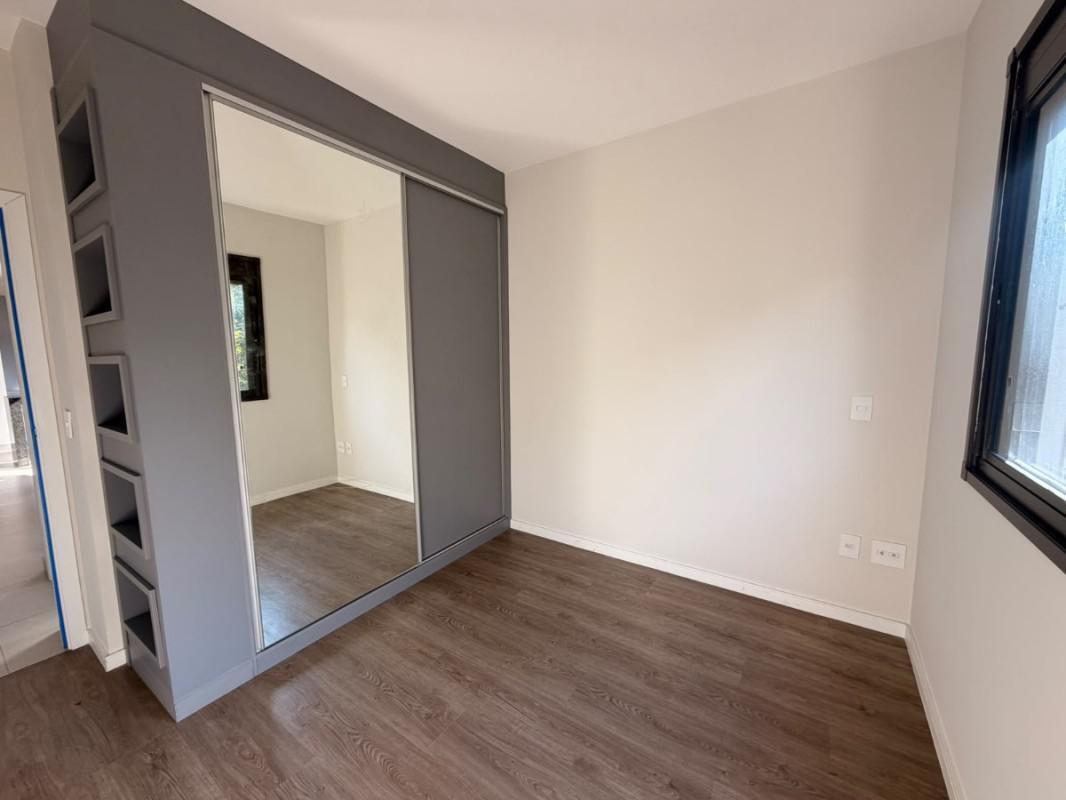 Apartamento, Floresta, 1 Quarto, 1 Vaga, 1 Suíte