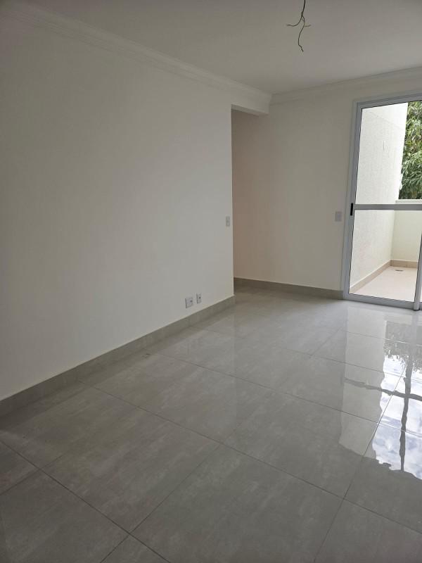 Apartamento, Casa Branca, 3 Quartos, 2 Vagas, 1 Suíte