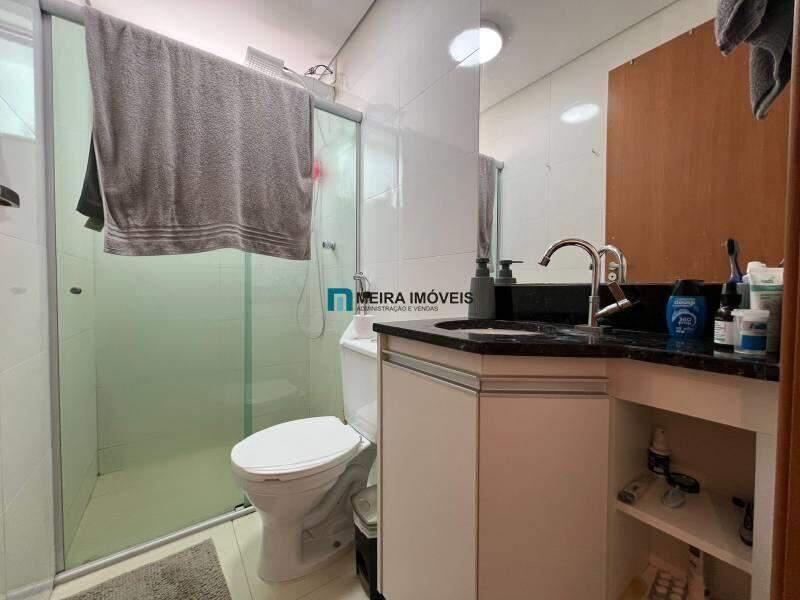 Apartamento, Sagrada Família, 2 Quartos, 1 Vaga