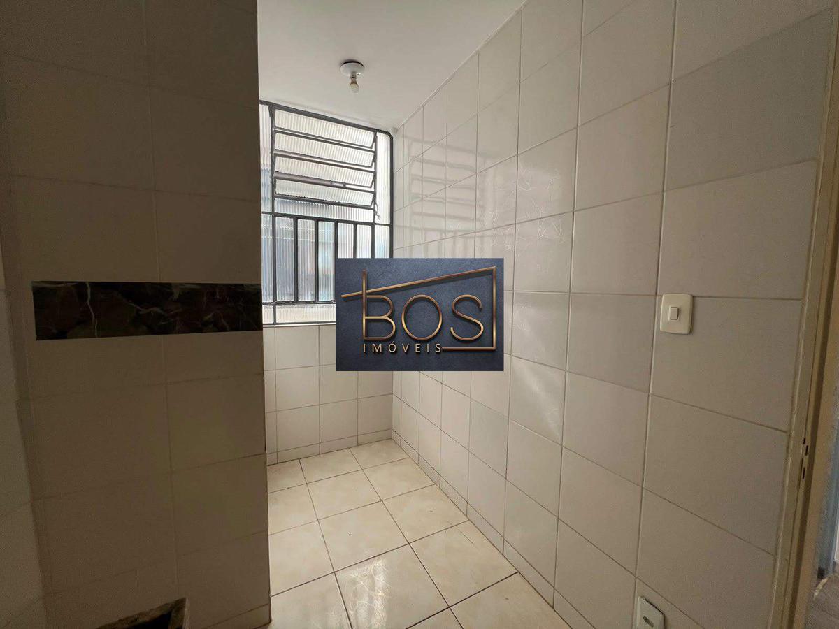 Apartamento, Sagrada Família, 2 Quartos, 1 Vaga