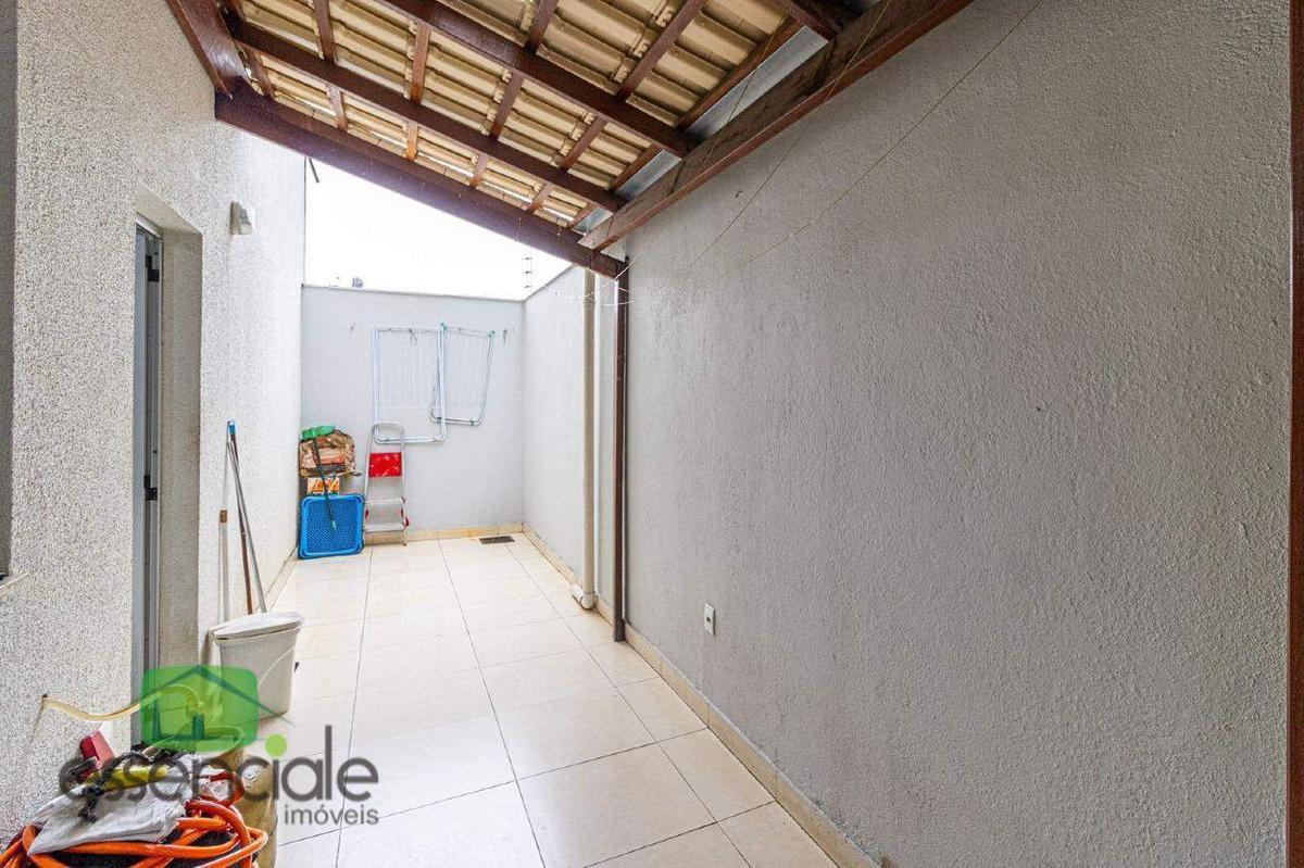 Apartamento, Europa, 2 Quartos, 1 Vaga
