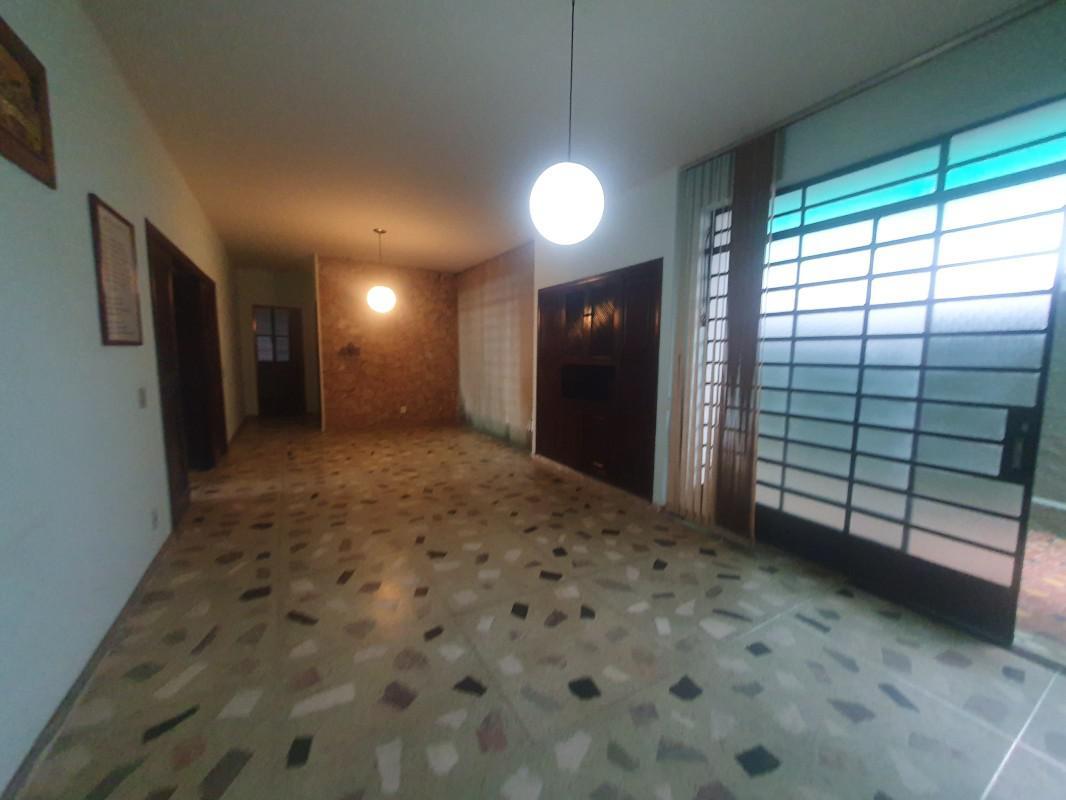 Casa, Nova Suíssa, 4 Quartos, 4 Vagas, 1 Suíte