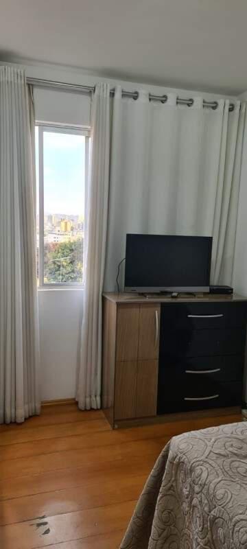 Apartamento, Sagrada Família, 2 Quartos, 1 Vaga