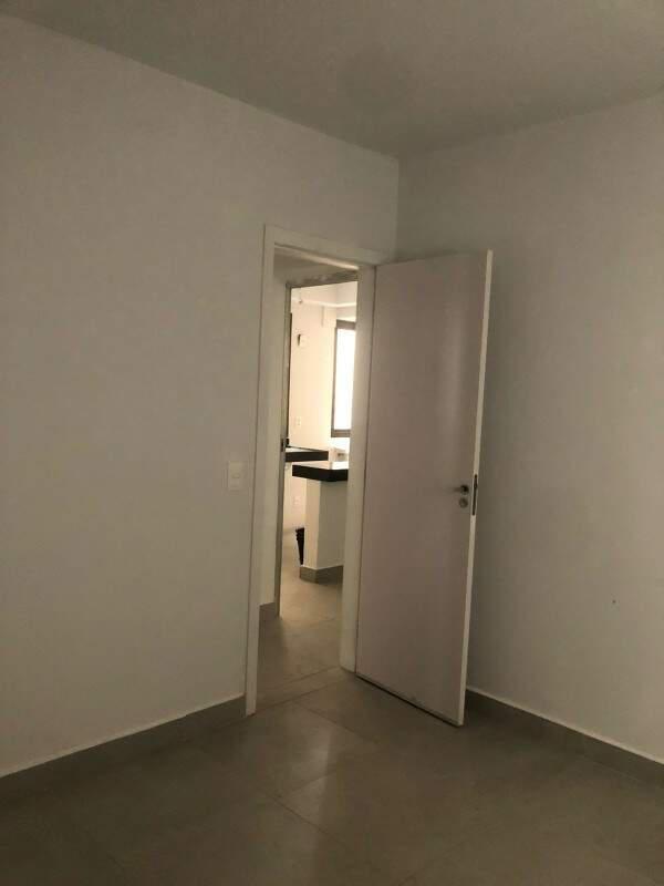 Apartamento, Sagrada Família, 2 Quartos, 1 Vaga, 1 Suíte