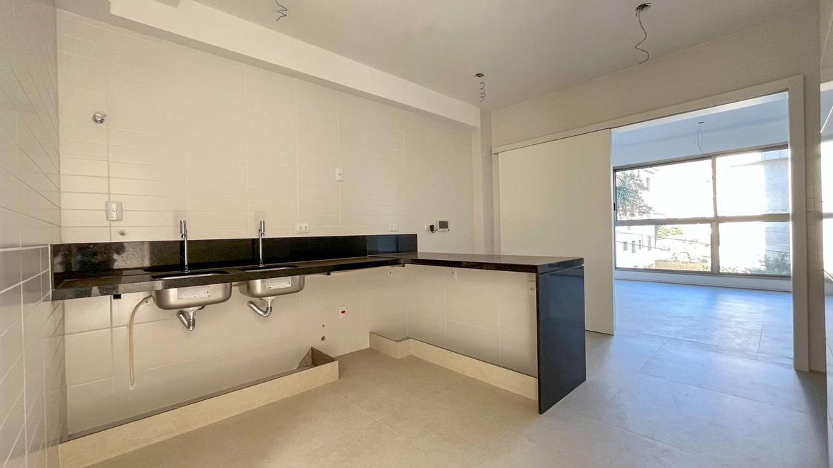 Apartamento, Cruzeiro, 4 Quartos, 4 Vagas, 2 Suítes