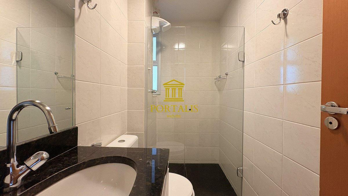 Apartamento, Sagrada Família, 3 Quartos, 2 Vagas, 1 Suíte