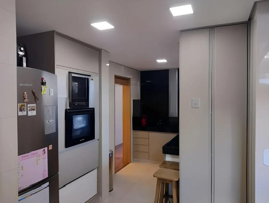 Apartamento, Sagrada Família, 3 Quartos, 1 Vaga, 1 Suíte