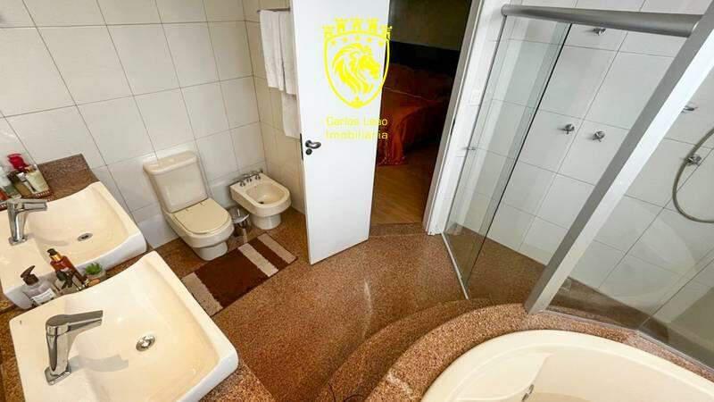 Casa, Paquetá, 4 Quartos, 5 Vagas, 2 Suítes