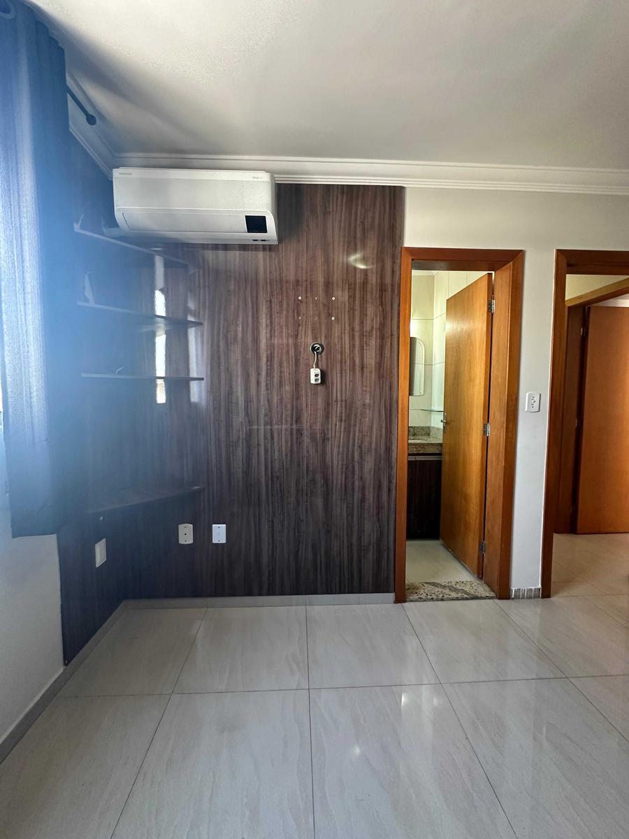 Cobertura, Parque Turistas, 5 Quartos, 2 Vagas, 1 Suíte