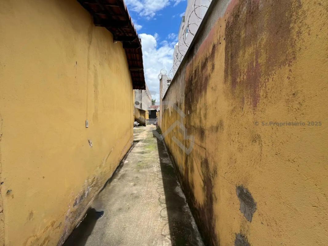 Casa, Planalto, 6 Quartos, 6 Vagas, 2 Suítes