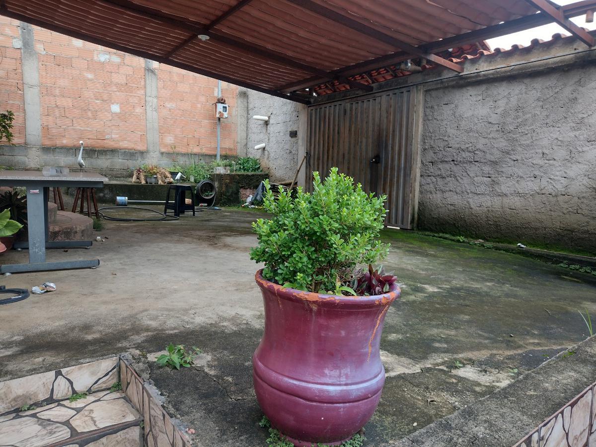 Casa, Novo Retiro, 3 Quartos, 2 Vagas, 1 Suíte