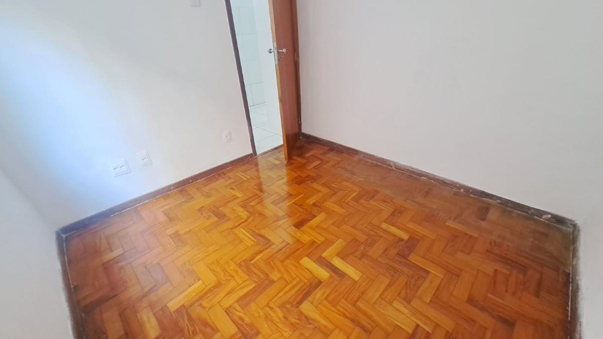 Apartamento, Sagrada Família, 2 Quartos, 1 Vaga